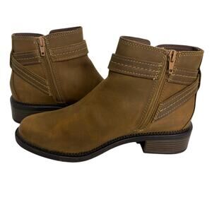 Clarks Maye Strap Dark Tan Leather Ankle Zip Up Boots  Size 8